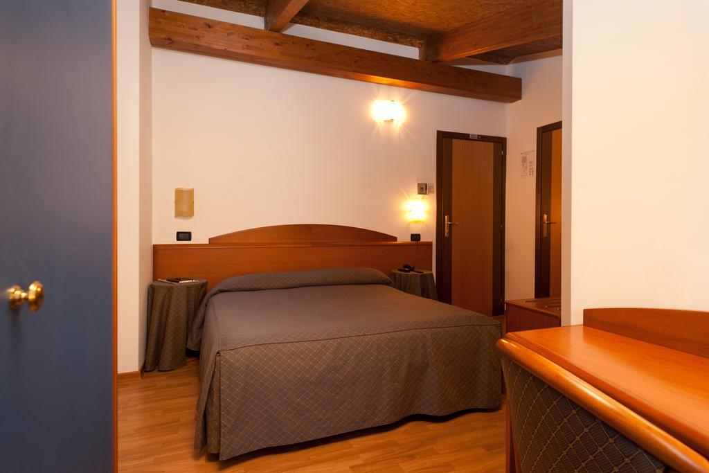 Casa Ferretti Di Ferretti Village Silvi Marina Pokój zdjęcie