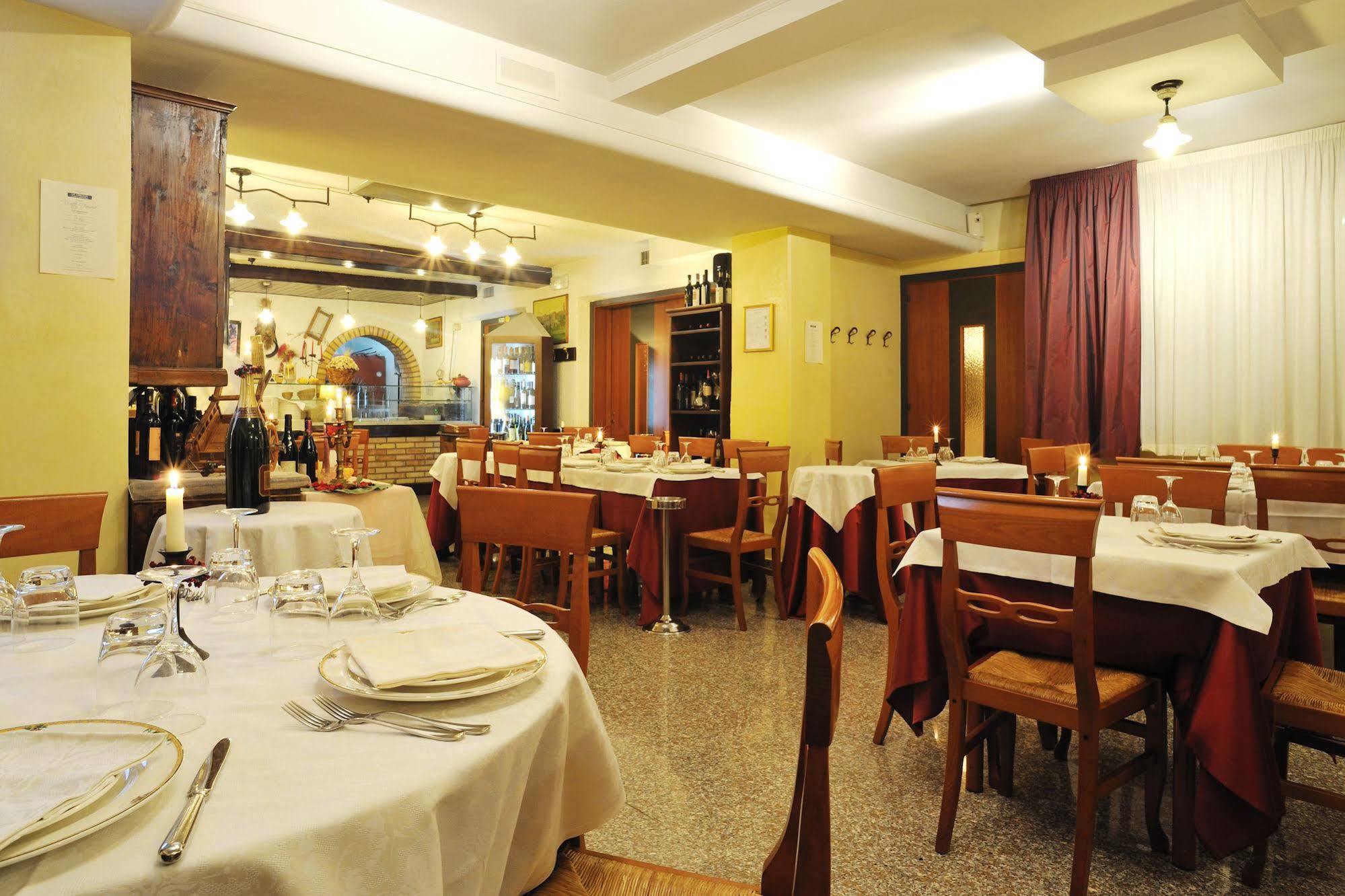 Casa Ferretti Di Ferretti Village Silvi Marina Zewnętrze zdjęcie