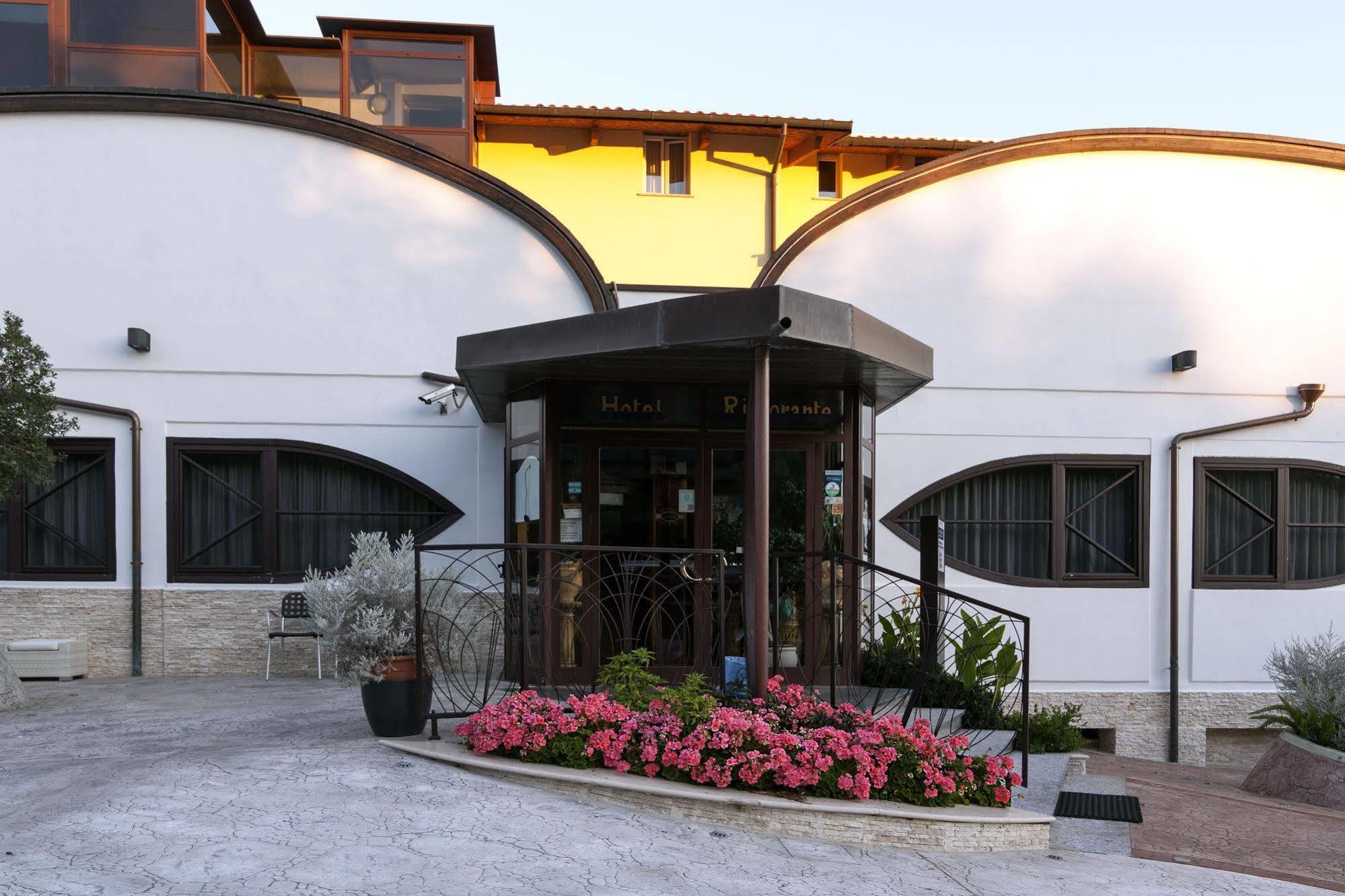 Casa Ferretti Di Ferretti Village Silvi Marina Zewnętrze zdjęcie